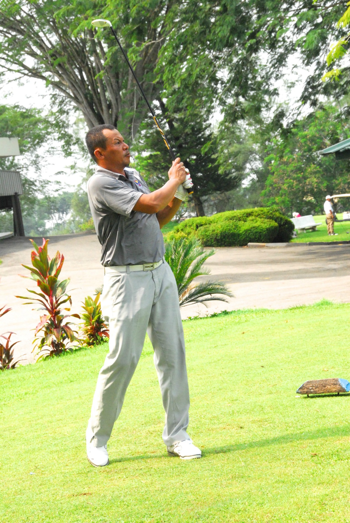 PRO15 157 GOLF DSC 0403.JPG